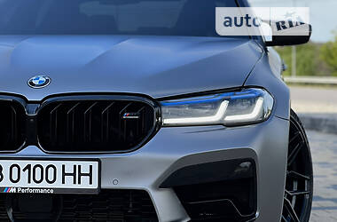 Седан BMW M5 2019 в 