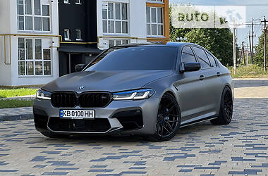 Седан BMW M5 2019 в 