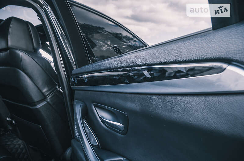 Седан BMW M5 2013 в Дніпрі