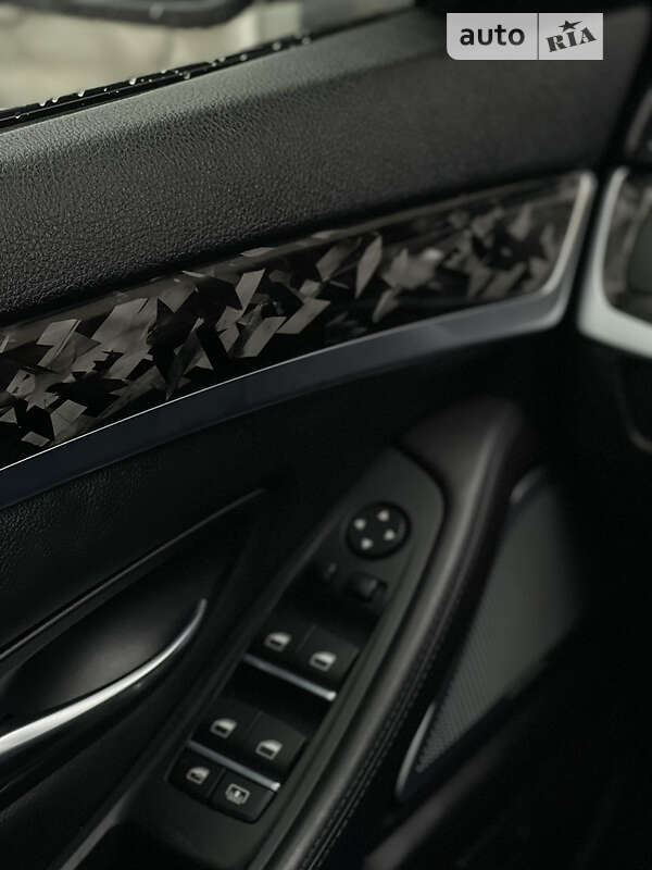 Седан BMW M5 2013 в Дніпрі