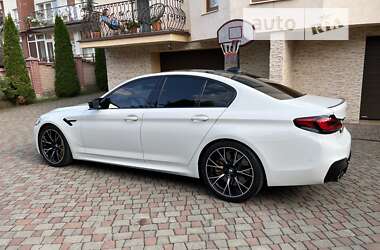 Седан BMW M5 2020 в 