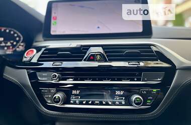 Седан BMW M5 2020 в 