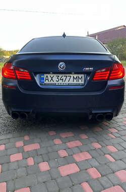 Седан BMW M5 2012 в Харкові