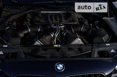 Седан BMW M5 2012 в Львове