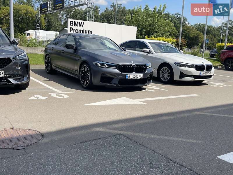 Седан BMW M5 2018 в Киеве