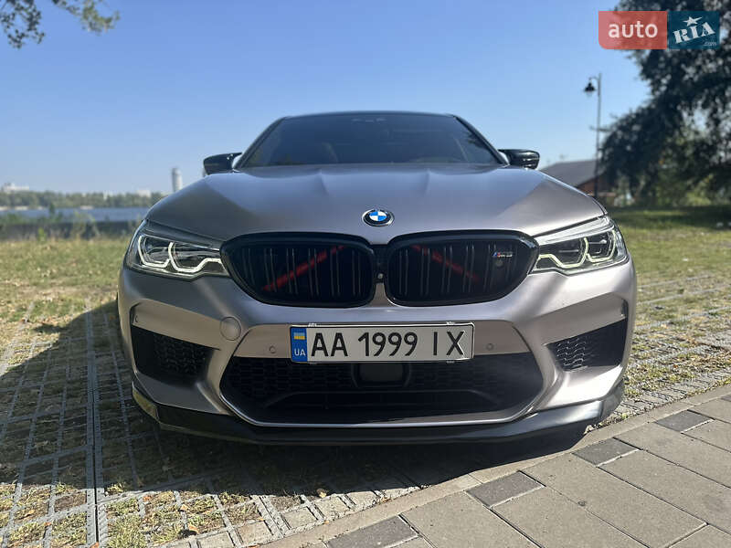 Седан BMW M5 2018 в Києві