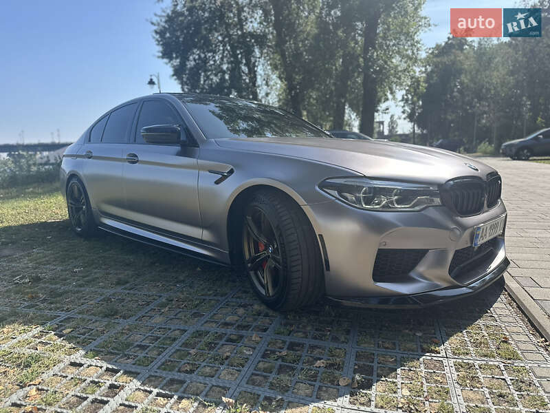 Седан BMW M5 2018 в Києві