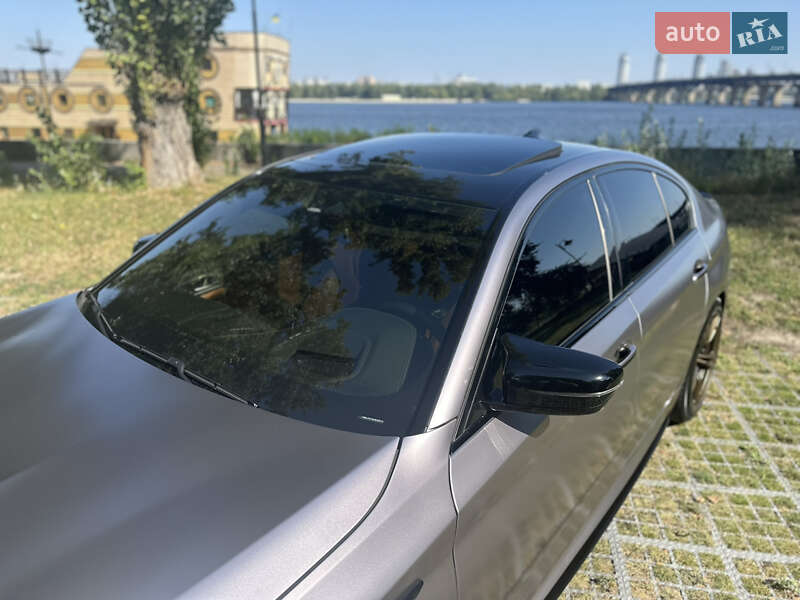 Седан BMW M5 2018 в Києві