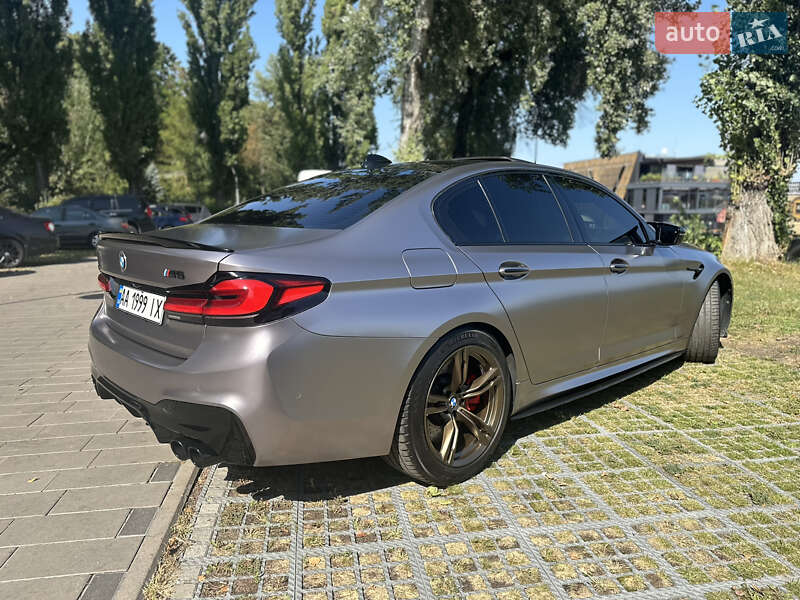 Седан BMW M5 2018 в Києві