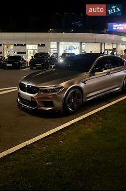 Седан BMW M5 2018 в Києві