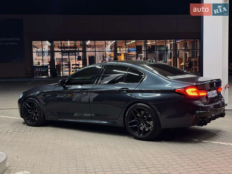 Седан BMW M5 2018 в Днепре