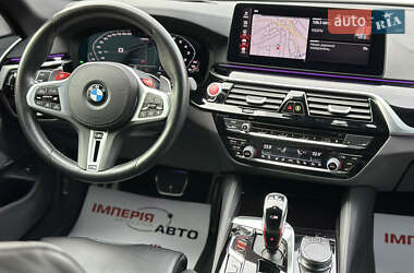 Седан BMW M5 2023 в 