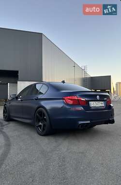 Седан BMW M5 2012 в Киеве