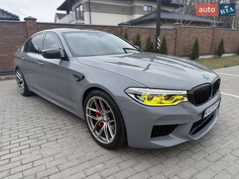 Седан BMW M5 2018 в Виннице