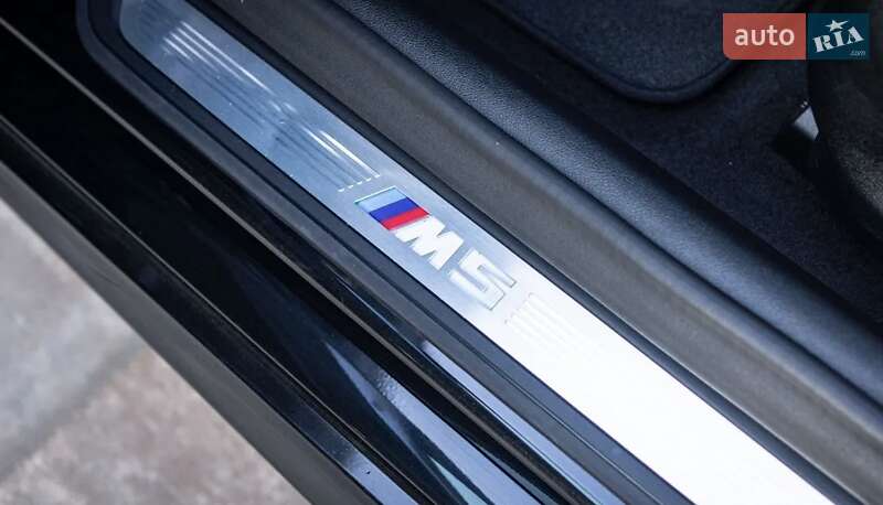 Седан BMW M5 2018 в Одессе