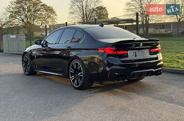 Седан BMW M5 2019 в 