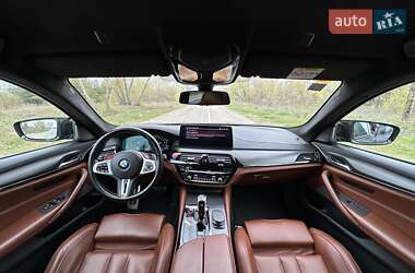 Седан BMW M5 2021 в 