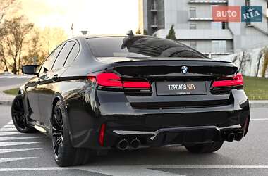 Седан BMW M5 2022 в 