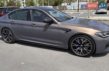 Седан BMW M5 2021 в Киеве