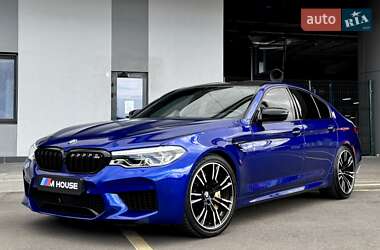 Седан BMW M5 2019 в 