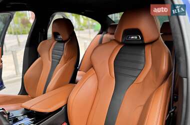 Седан BMW M5 2019 в 