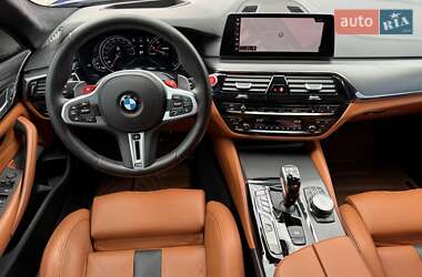 Седан BMW M5 2019 в 