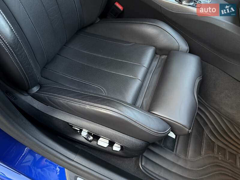 Седан BMW M5 2019 в Киеве