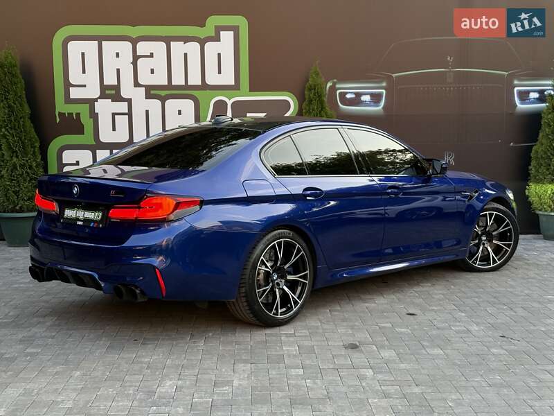 Седан BMW M5 2019 в Киеве