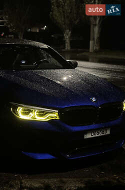 Седан BMW M5 2018 в 