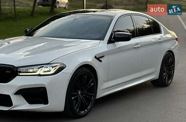 Седан BMW M5 2020 в 