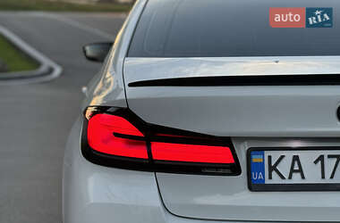 Седан BMW M5 2020 в 