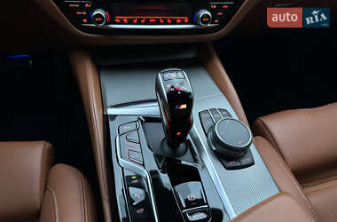 Седан BMW M5 2020 в 