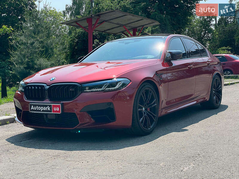 BMW M5 2022