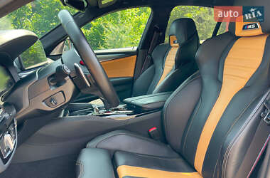 Седан BMW M5 2022 в 