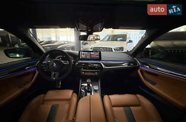 Седан BMW M5 2020 в 