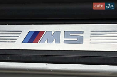 Седан BMW M5 2019 в 