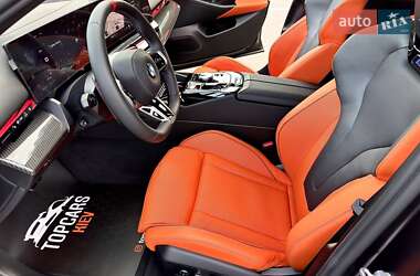Седан BMW M5 2025 в 