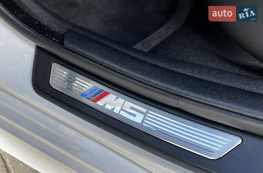 Седан BMW M5 2013 в 