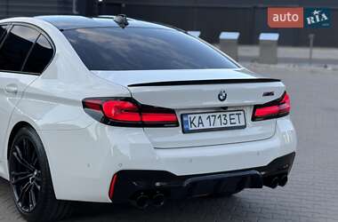 Седан BMW M5 2020 в 