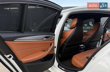 Седан BMW M5 2020 в 