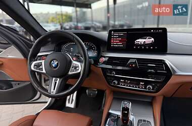 Седан BMW M5 2020 в 
