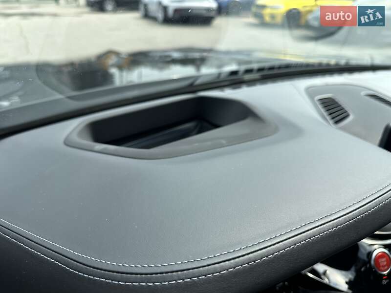 Седан BMW M5 2020 в Киеве