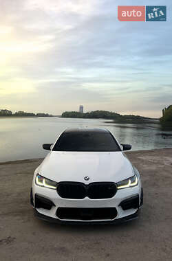 Седан BMW M5 2018 в Києві