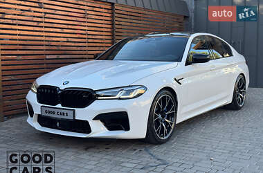Седан BMW M5 2019 в 