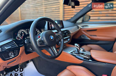 Седан BMW M5 2019 в 