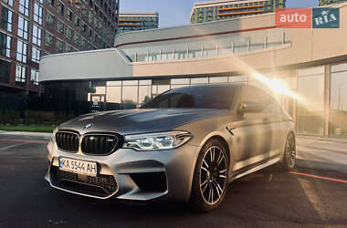 Седан BMW M5 2018 в Киеве
