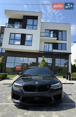 Седан BMW M5 2019 в Ужгороді