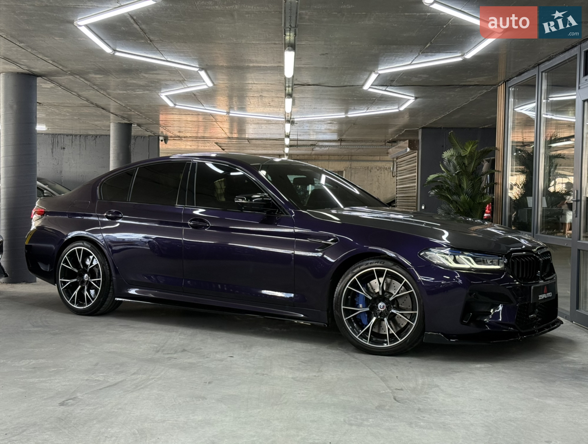 2023 BMW M5 - мініатюра 2
