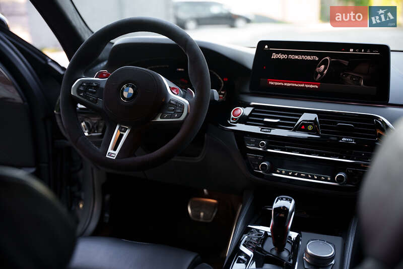Седан BMW M5 2019 в Киеве