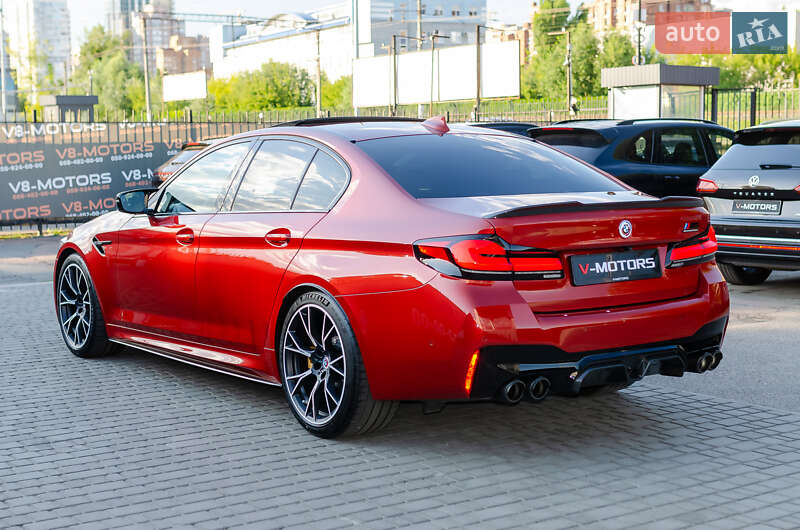 Седан BMW M5 2020 в Киеве